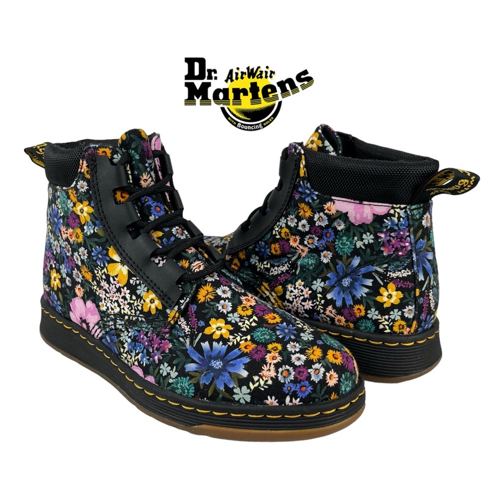 Dr. Martens Women’s 6 Newton Wonderlust Floral Boots Lightweight Lace‎ Up